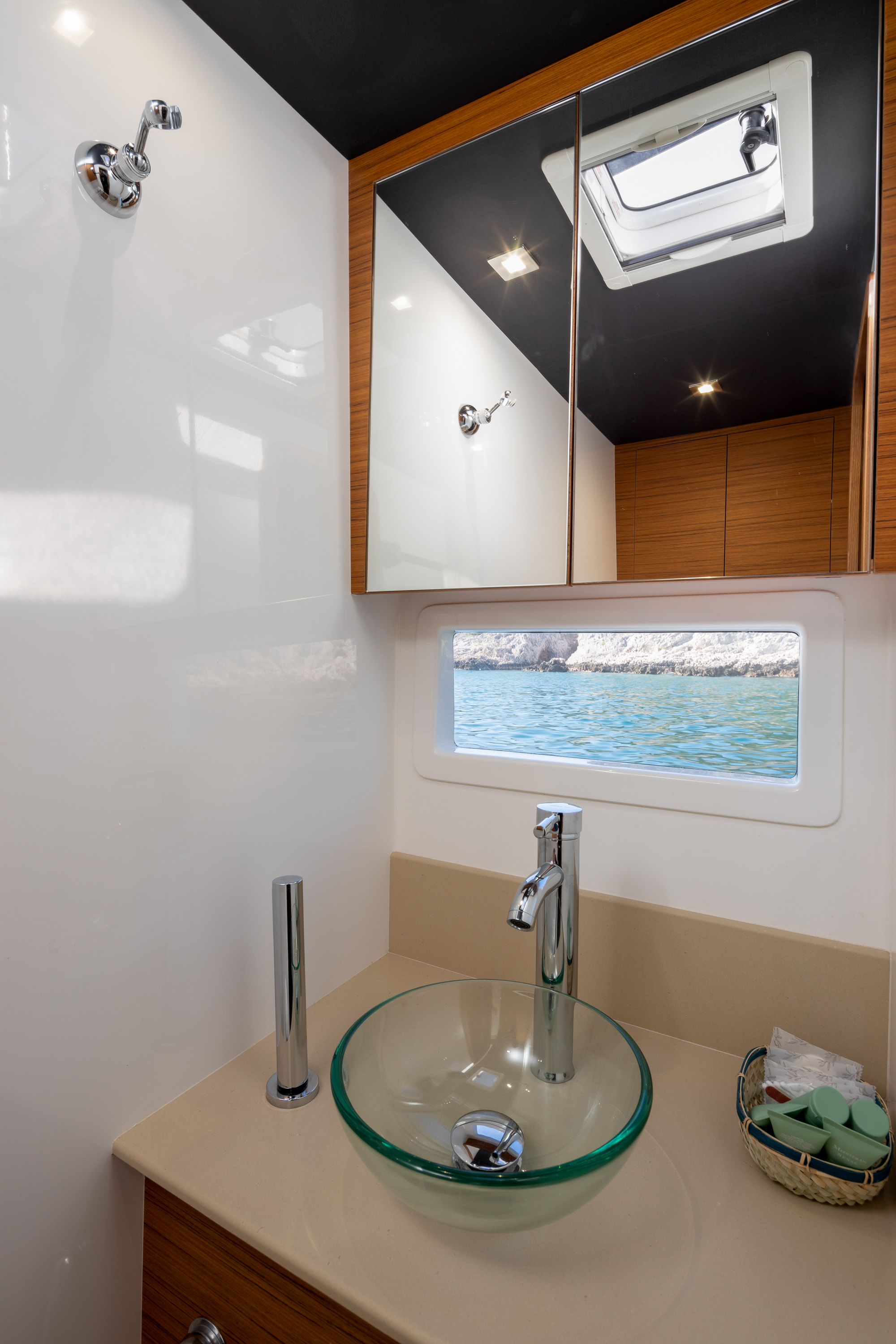Photo #12 - Dufour 48 Catamaran (VAR) in Dubrovnik - 12233