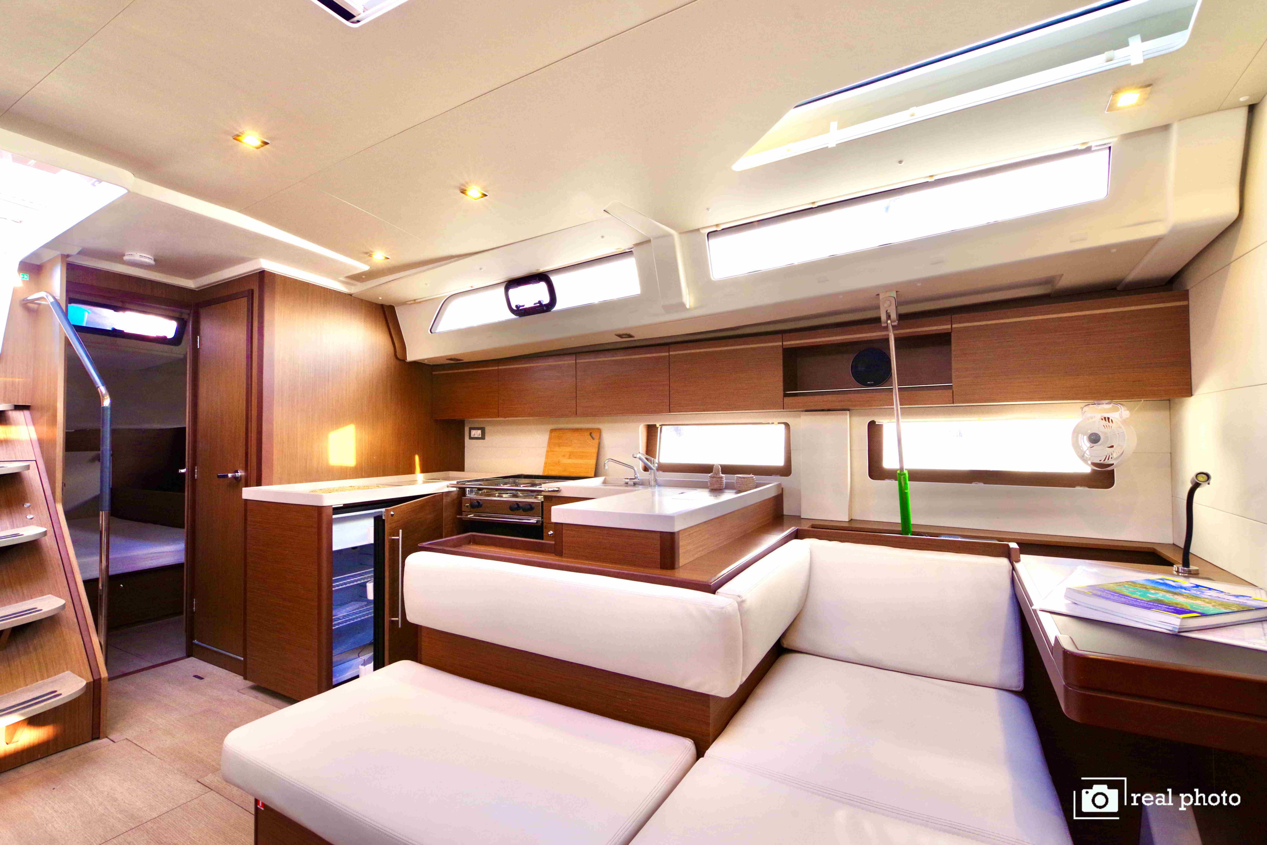 Photo #8 - Oceanis 51.1 (Elettra -, Solar Panel) en Castellammare di Stabia - 21286