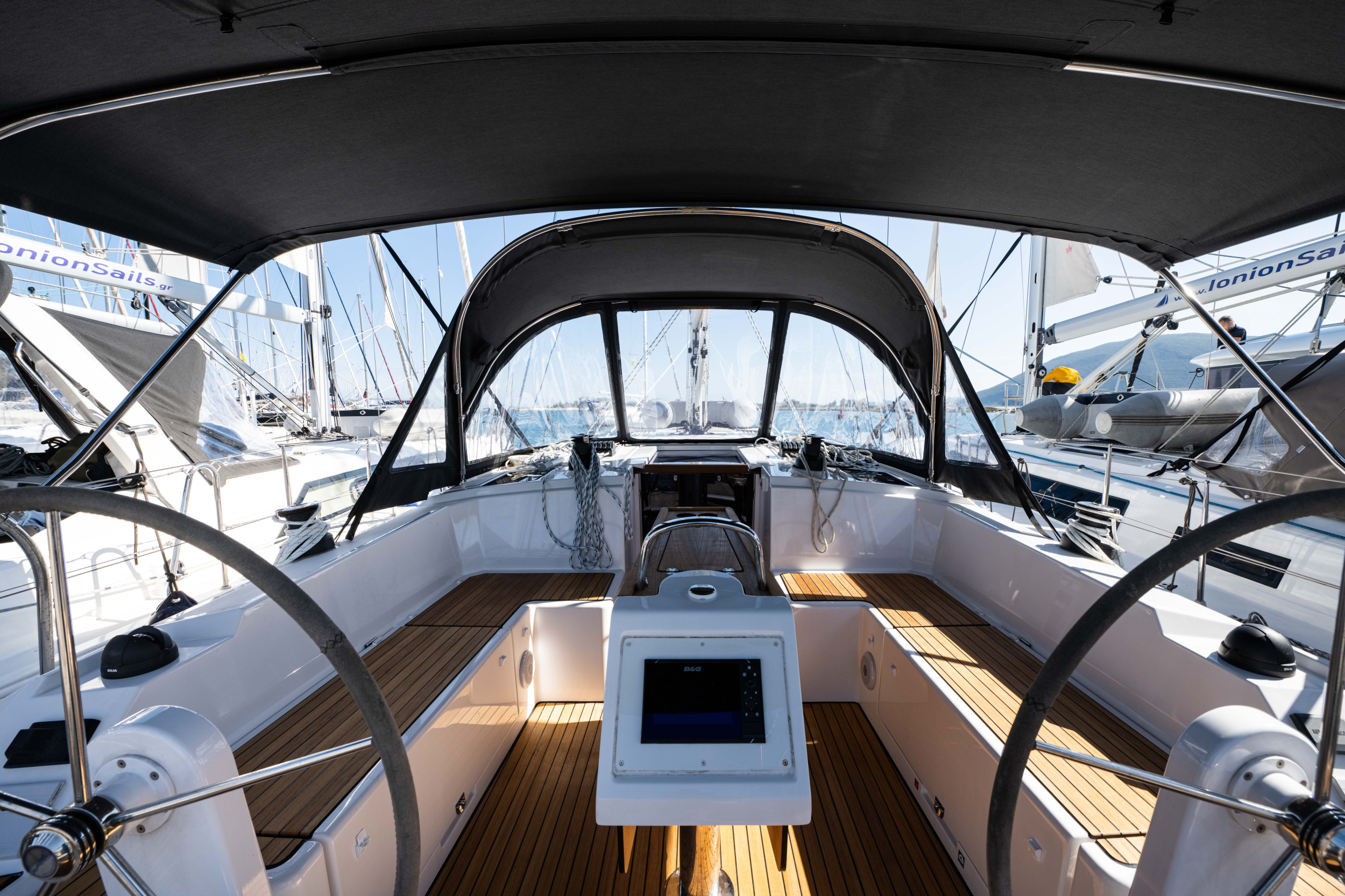 Photo #22 - Bavaria C42 (Rosario) en Lefkada - 23759