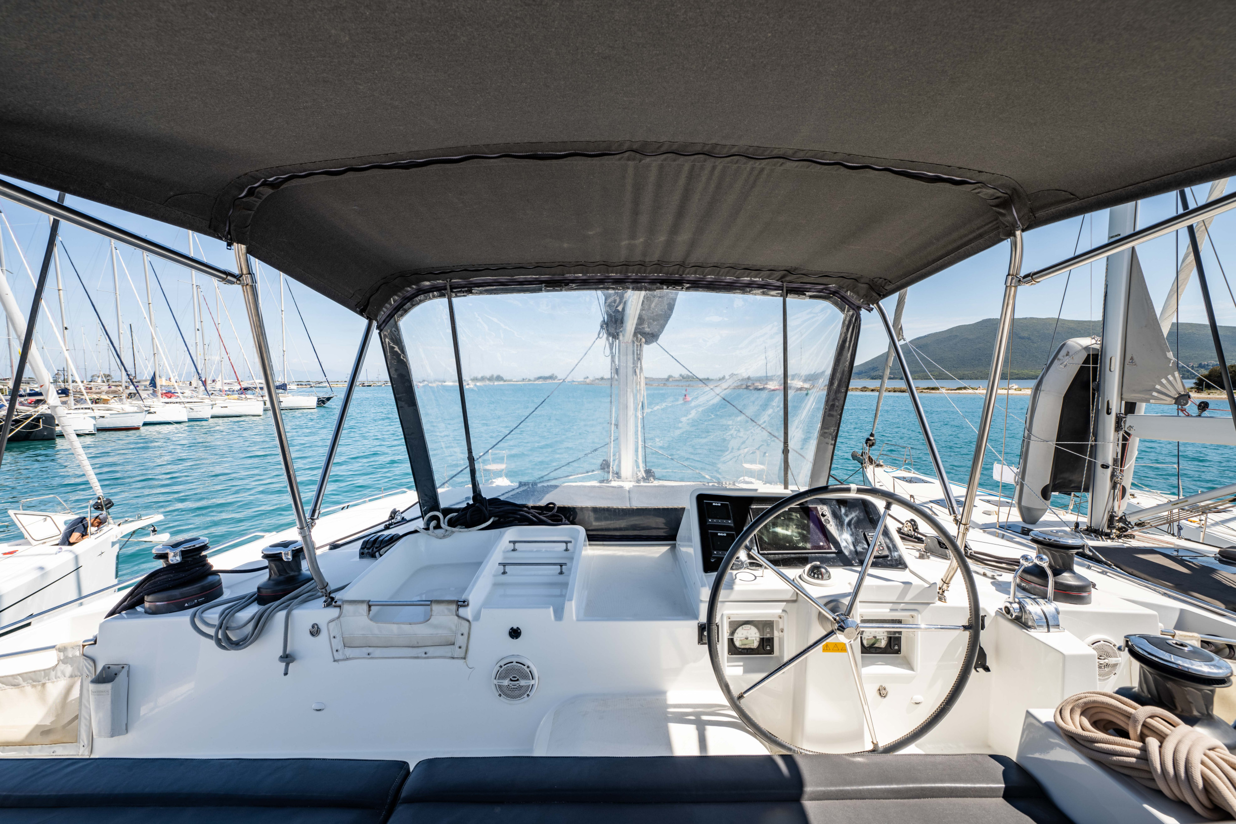Photo #24 - Lagoon 450 F (Wander) in Lefkada - 15221