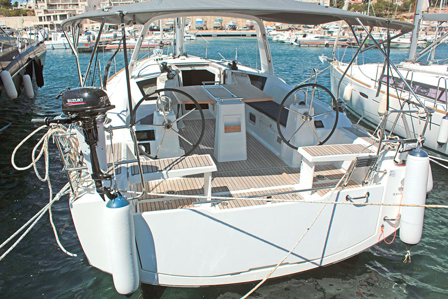 Photo #16 - Oceanis 38.1 (BOHEMIAN RHAPSODY) in Palma - 18412