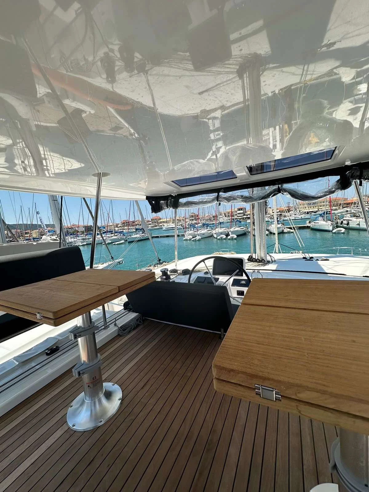 Lagoon 46 (CASS)  - 12