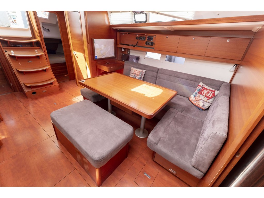 Photo #5 - Dufour 460 Grand Large (RUBIN) in Port de Pollenca - 25233