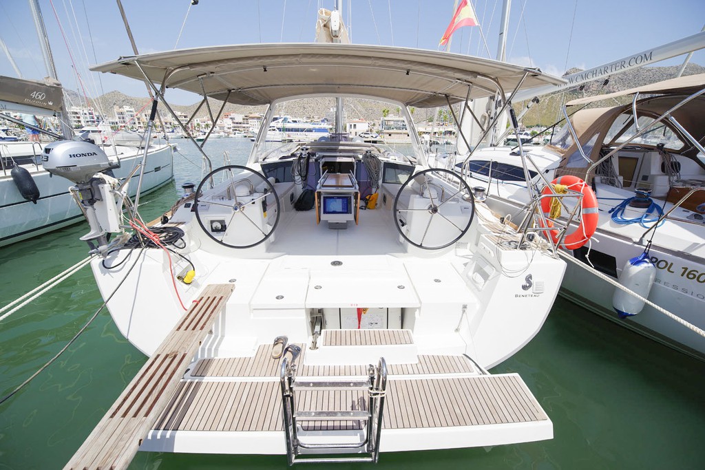 Photo #14 - Oceanis 45 (AVALON) en Port de Pollenca - 25234