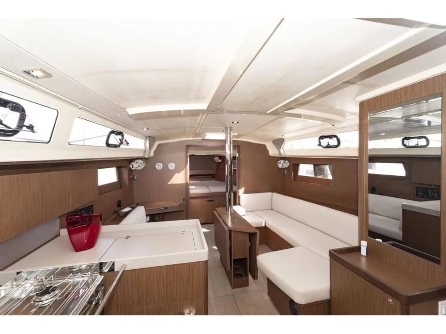 Oceanis 41.1 (PASSEPARTOUT) Interior image - 4