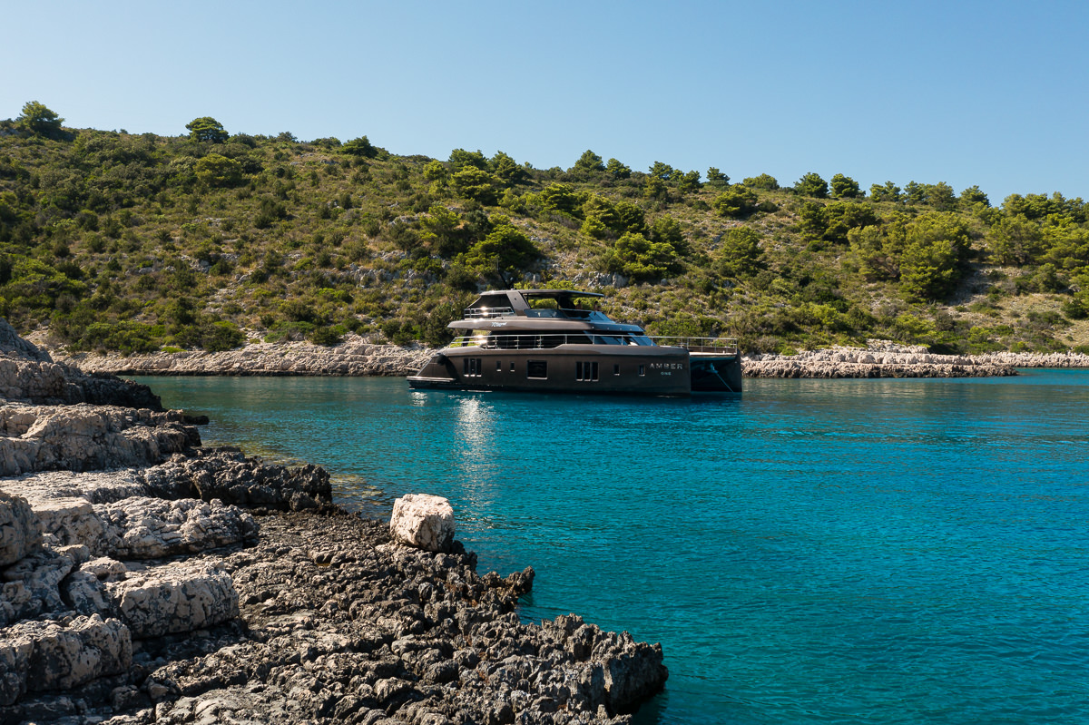 Photo #19 - Sunreef 70 Power (AMBER ONE) in Kastela - 24253