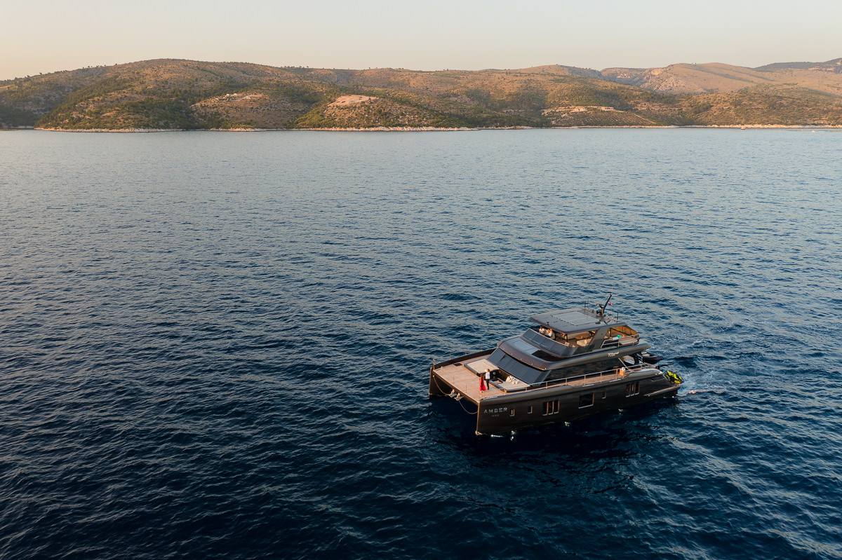 Photo #4 - Sunreef 70 Power (AMBER ONE) in Kastela - 24253