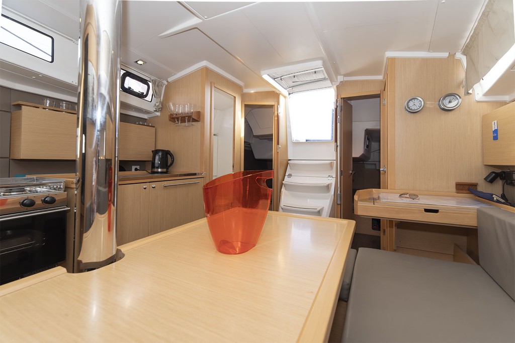 Photo #35 - Oceanis 38 (MOIN) in Port de Pollenca - 25235
