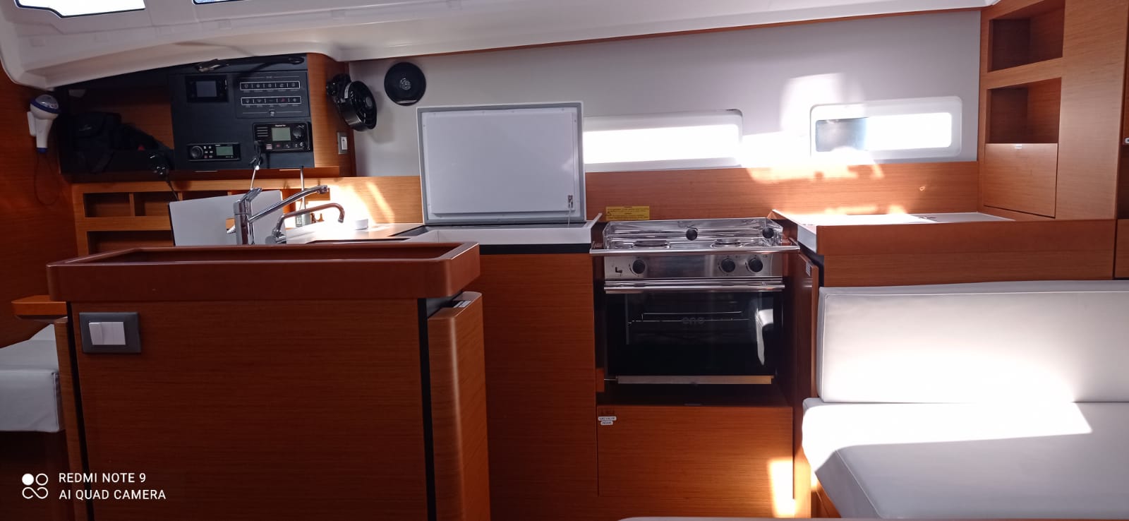 Photo #12 - Sun Odyssey 410 (Verdejo (Majorca)) in Palma - 16812