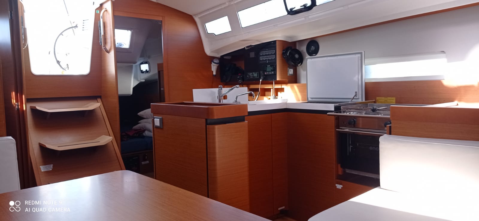 Photo #18 - Sun Odyssey 410 (Verdejo (Majorca)) in Palma - 16812