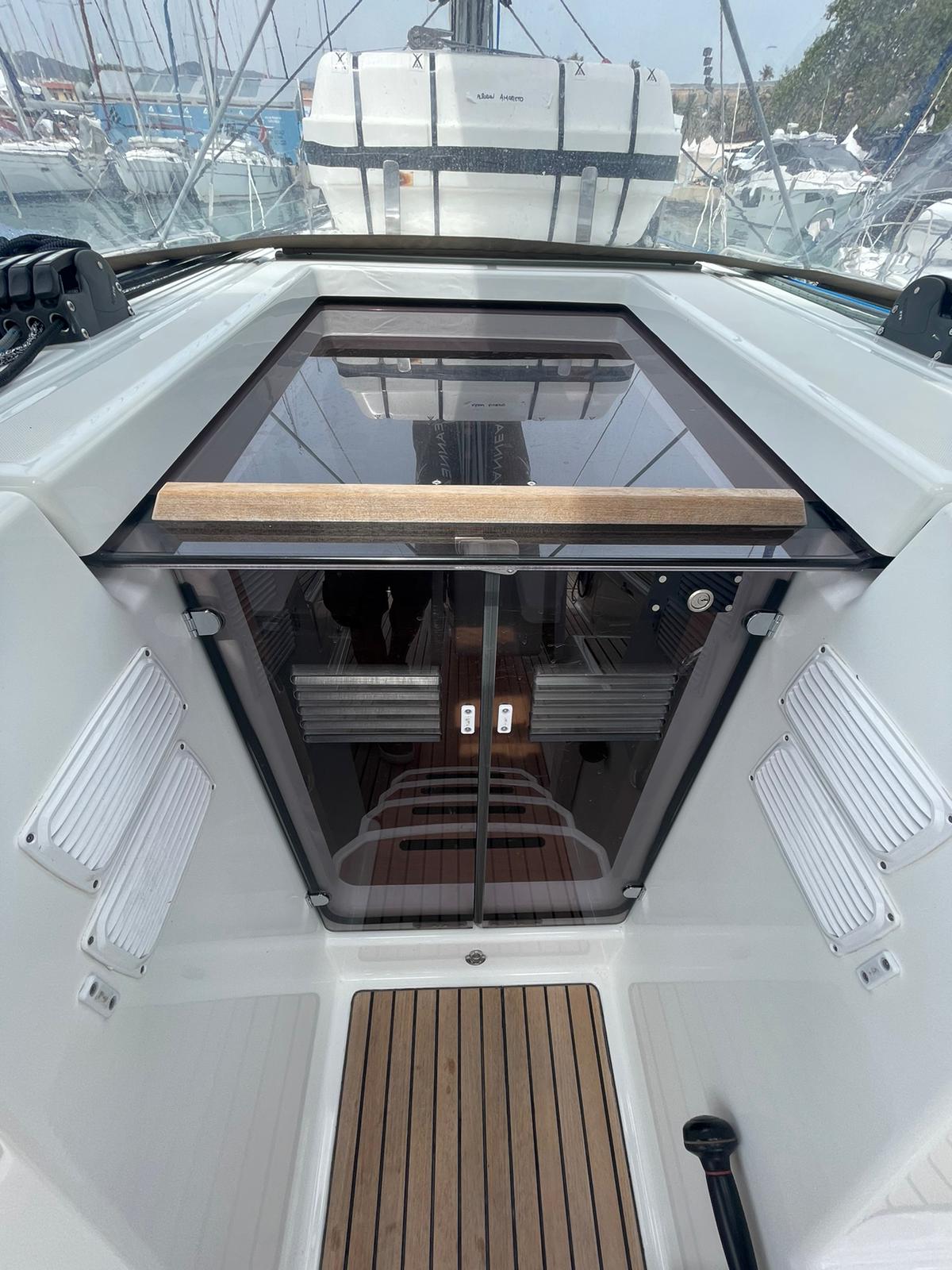 Photo #6 - Sun Odyssey 440* (Alboran Amaretto) en Palma - 24761