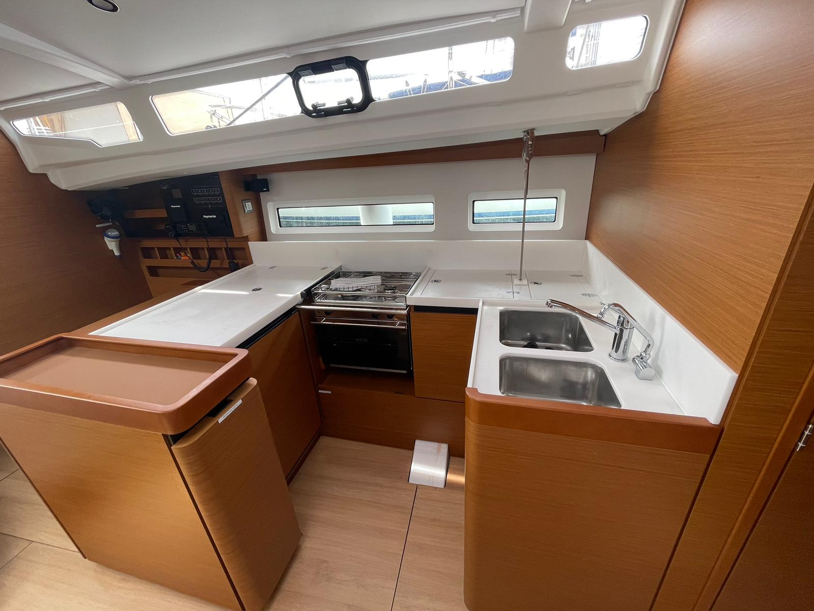 Photo #22 - Sun Odyssey 440* (Alboran Amaretto) en Palma - 24761