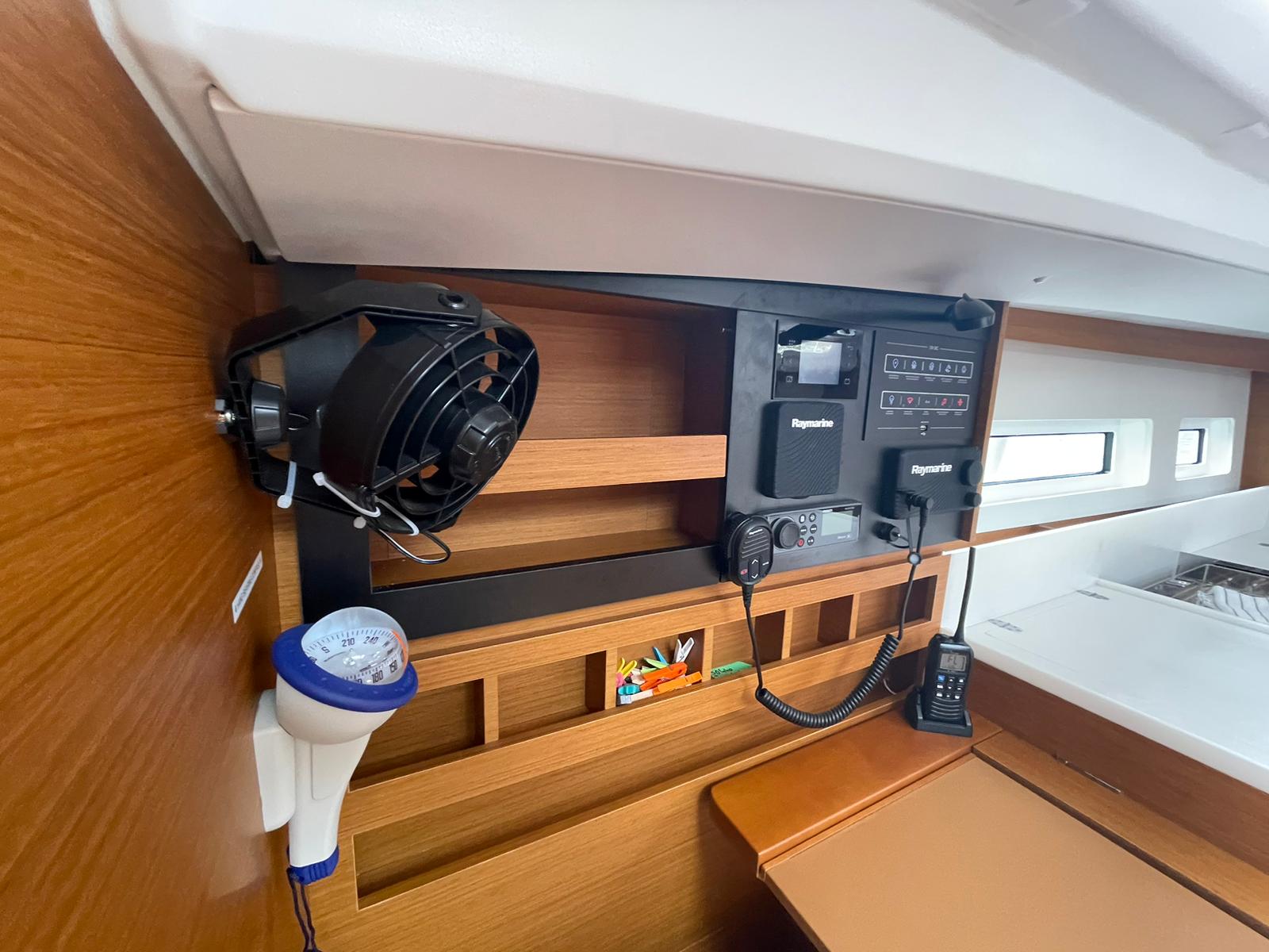 Photo #12 - Sun Odyssey 440* (Alboran Amaretto) en Palma - 24761