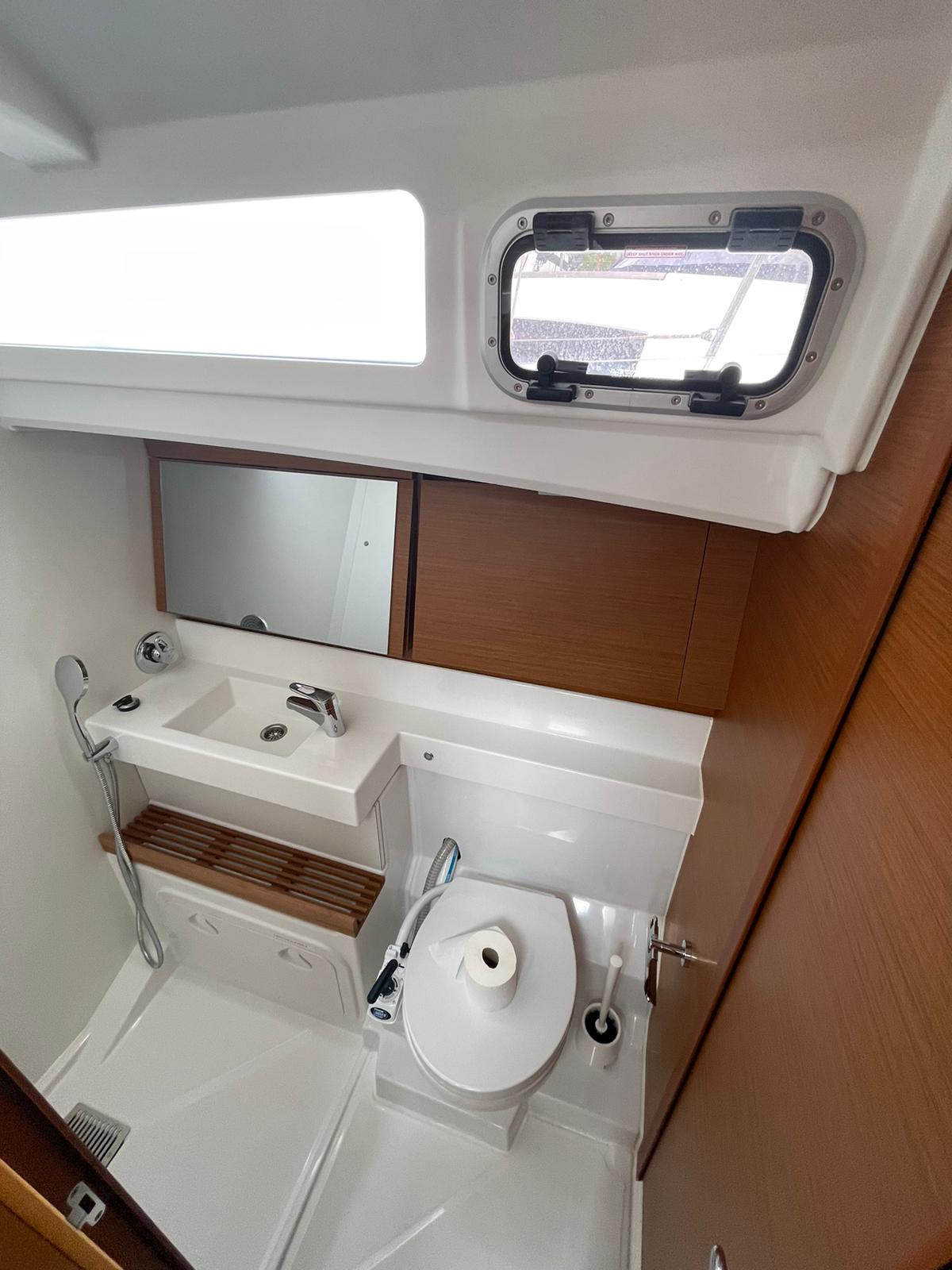 Photo #26 - Sun Odyssey 440* (Alboran Amaretto) en Palma - 24761