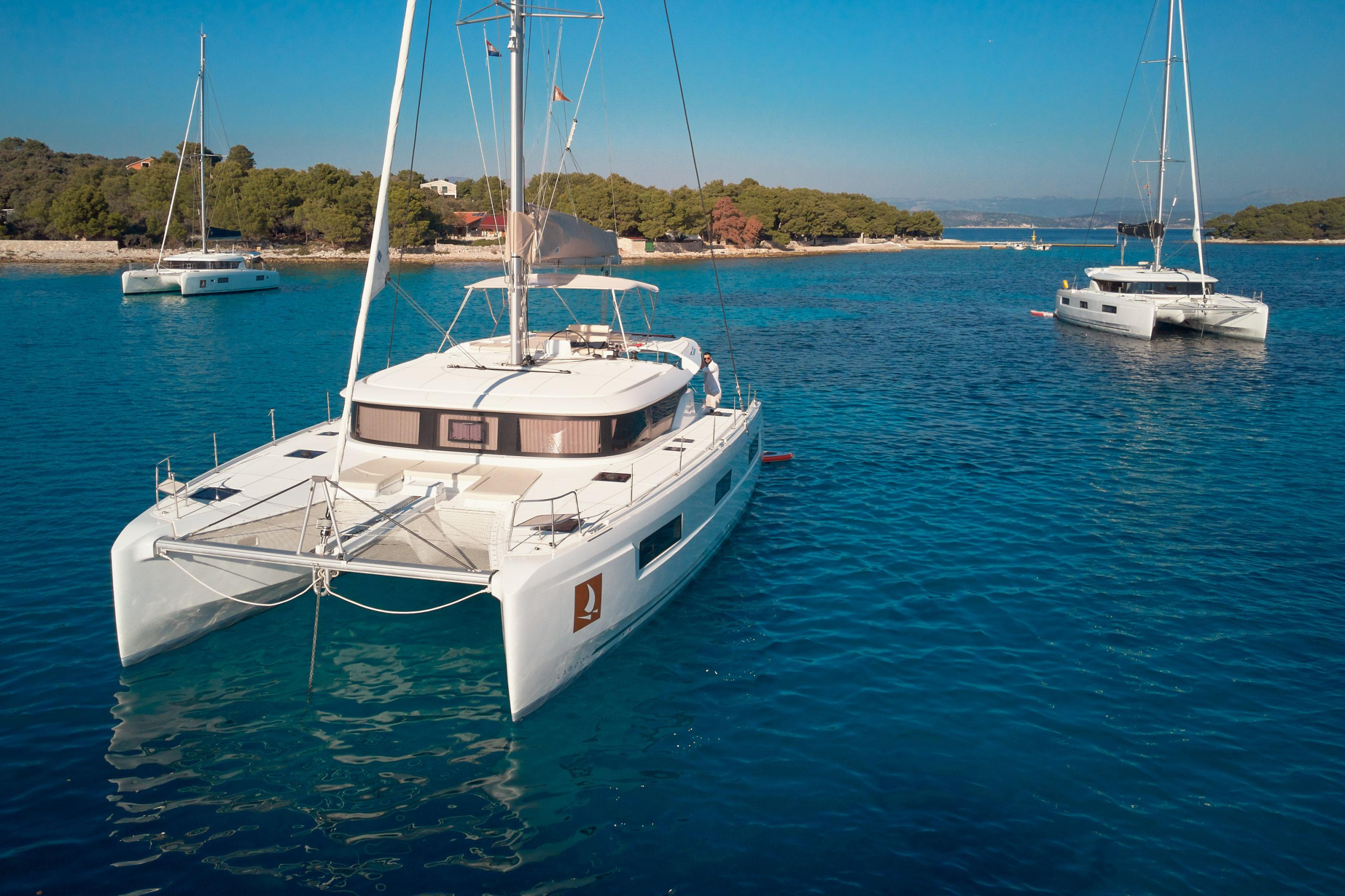 Photo #11 - Lagoon 46 NEW (LUNA) in Trogir - 25159
