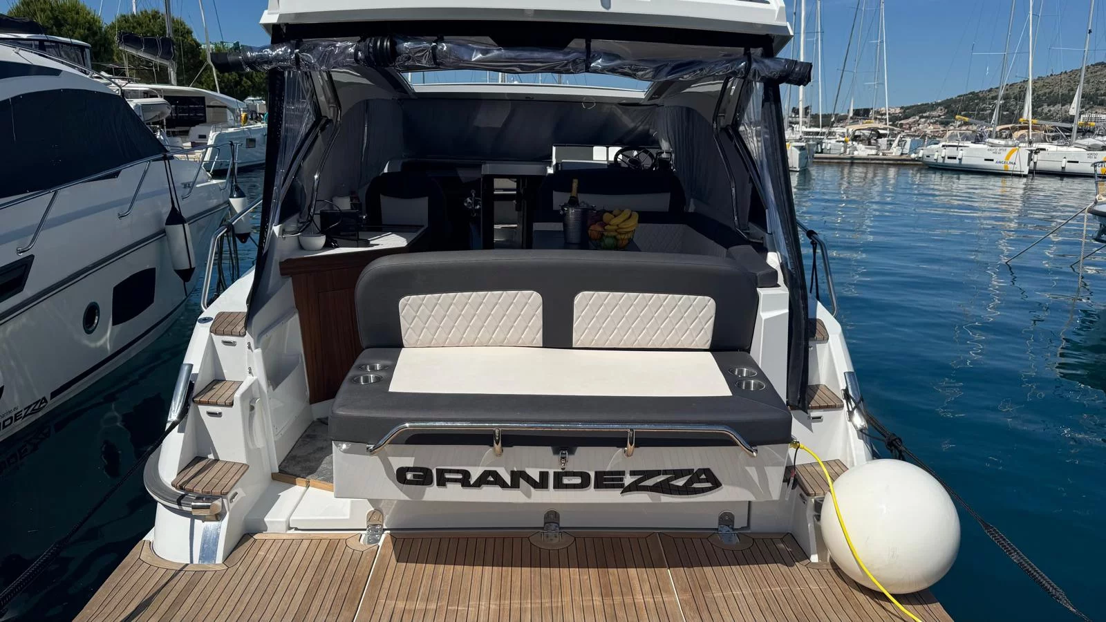 Grandezza 34 OC (OTTI) stern sundeck - 7