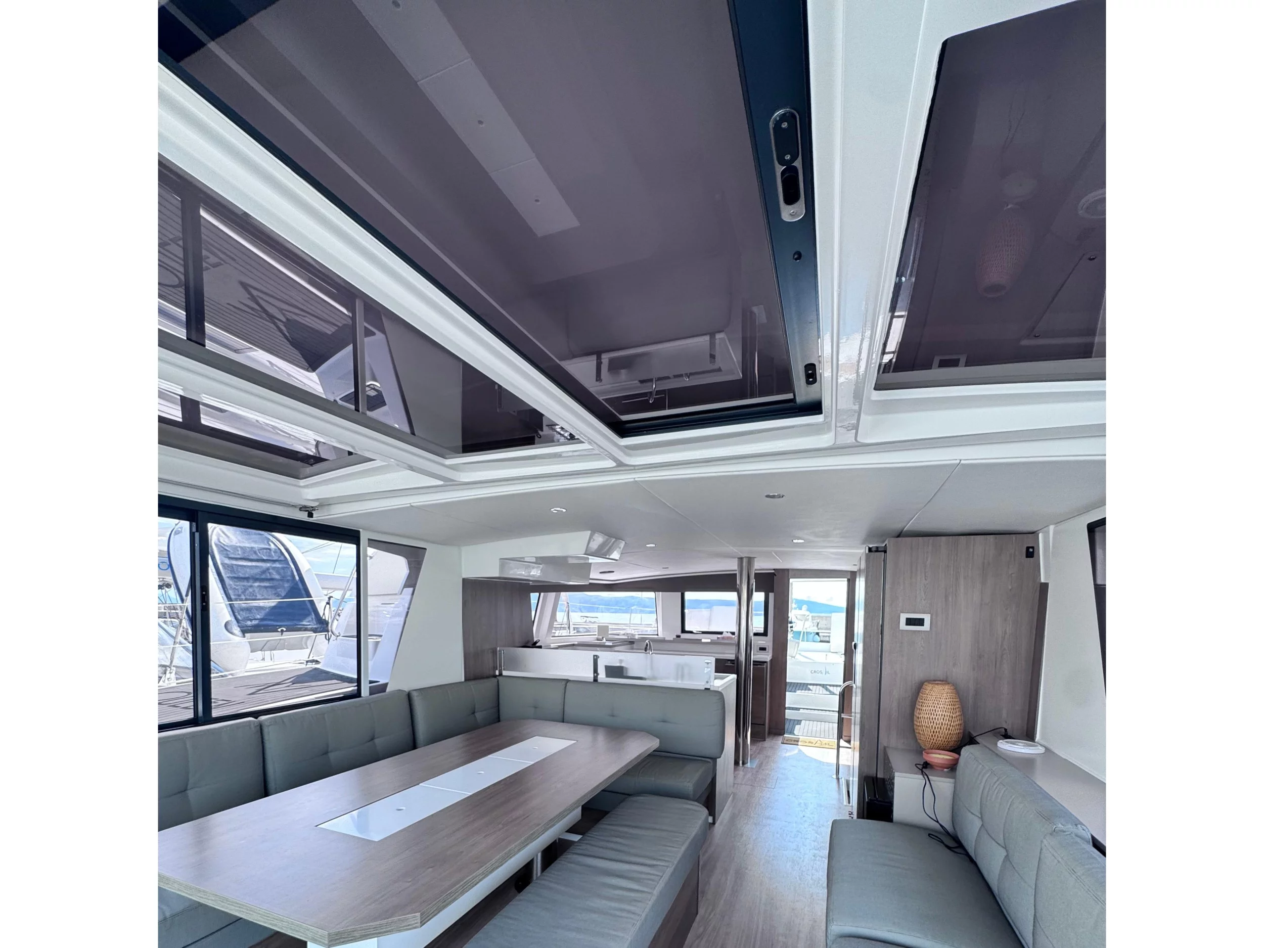 Bali 4.6 (MY QUEEN) Interior image - 14