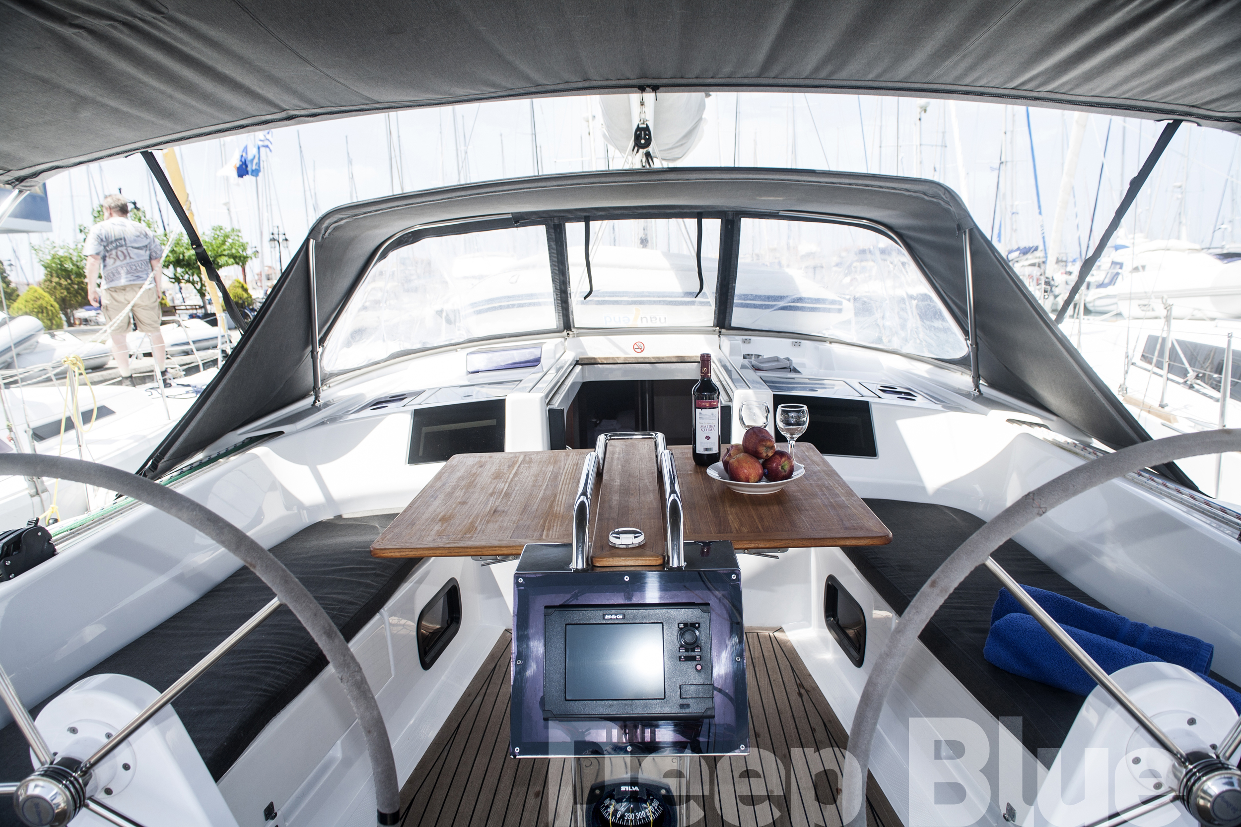Photo #5 - Hanse 415 (Deep Blue) in Lavrion - 24059