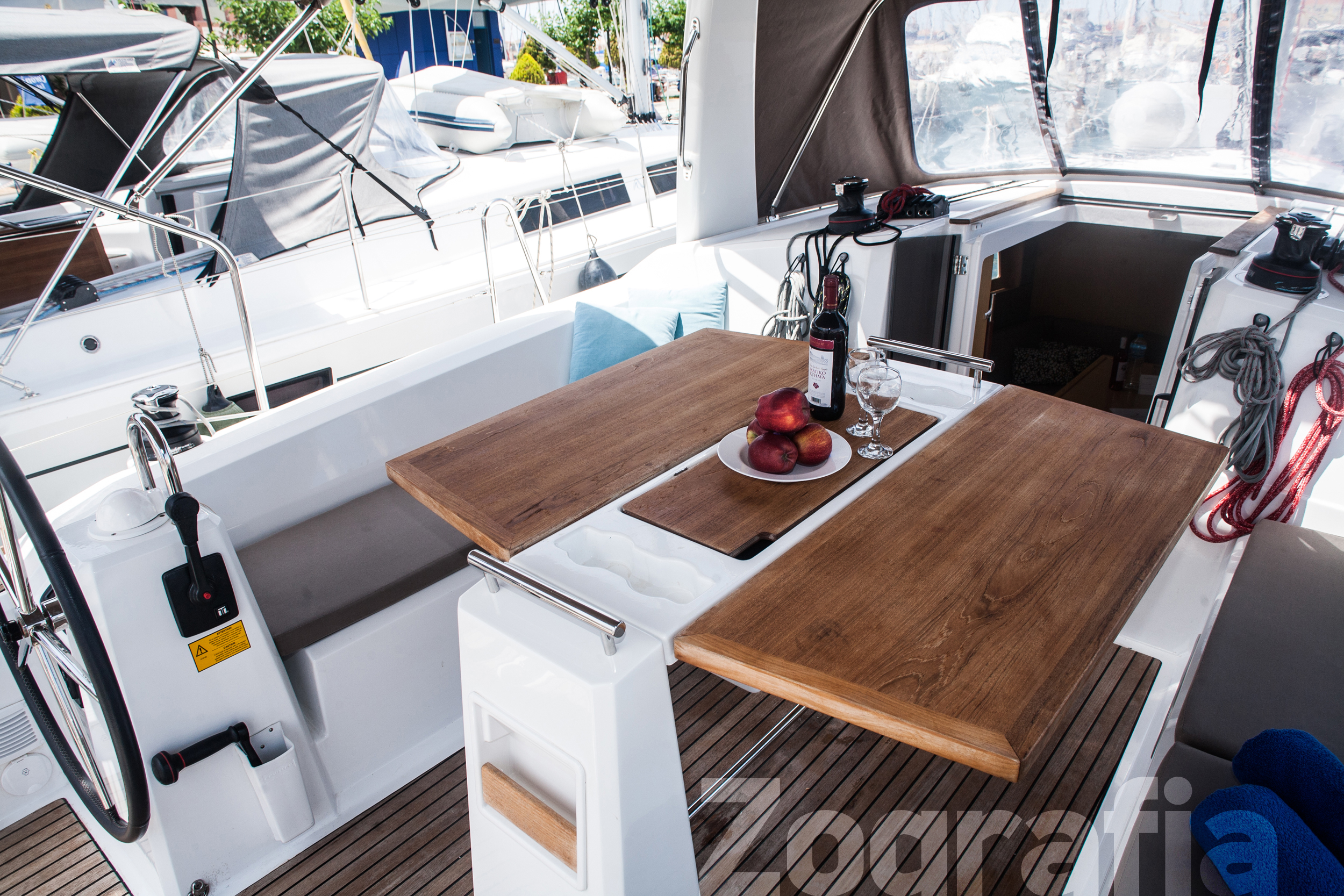 Photo #7 - Oceanis 38 (Zografia) in Lefkada - 24061