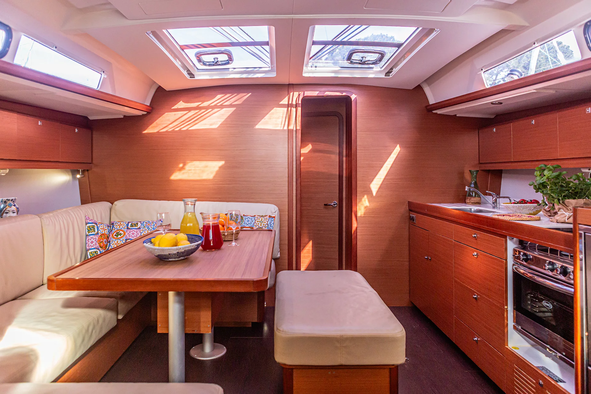 Dufour 460 (Mania Planet) Interior image - 2