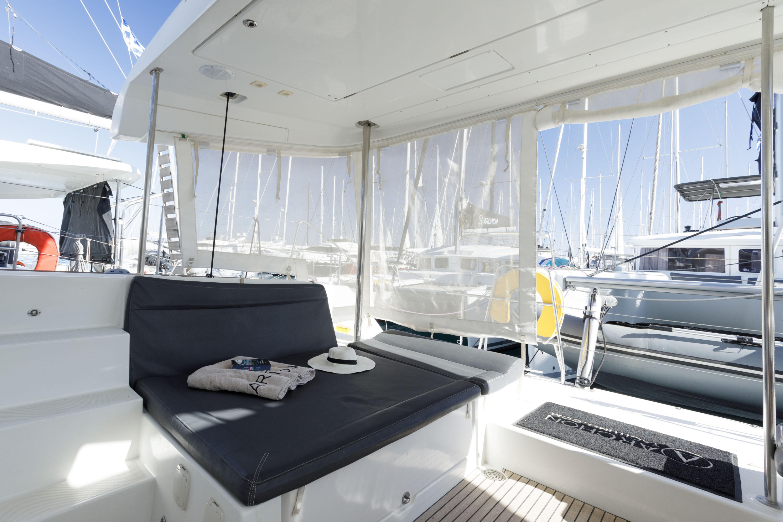 Photo #20 - Lagoon 450 Flybridge (Greis) en Rhodes - 16472