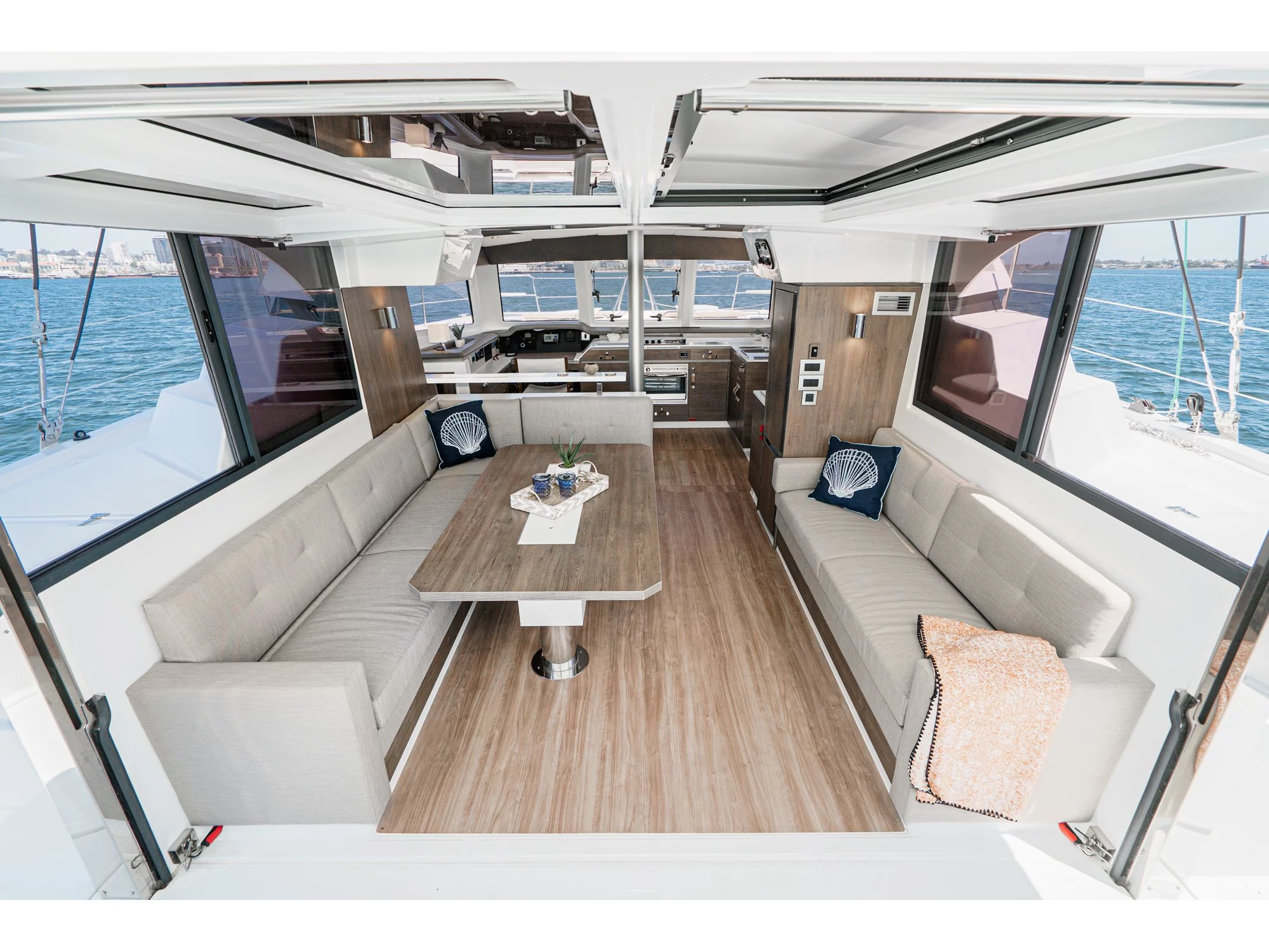 Bali Catspace (Kris Boat) Interior image - 5