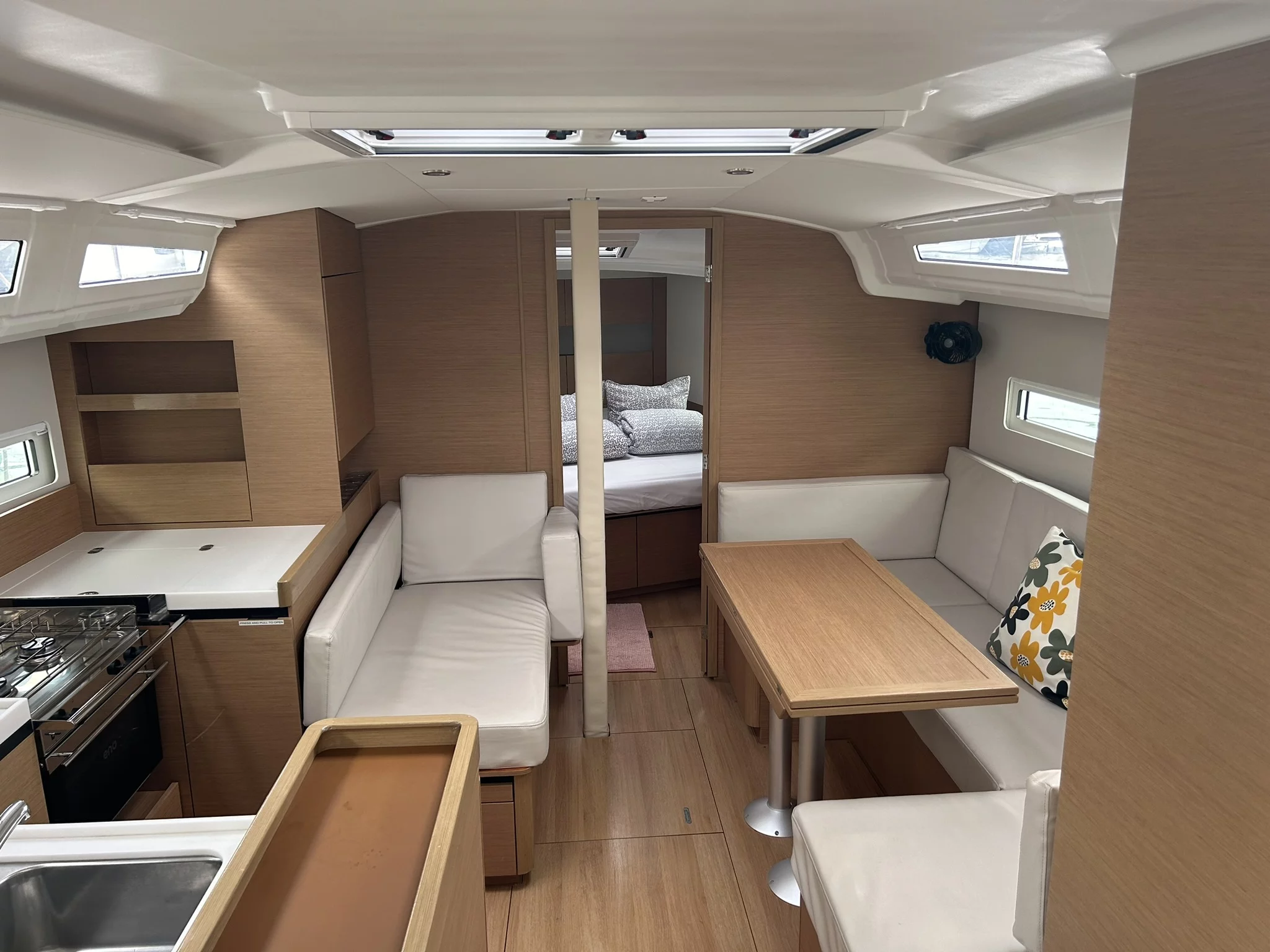 Sun Odyssey 410 (Tomeu) Interior image - 4