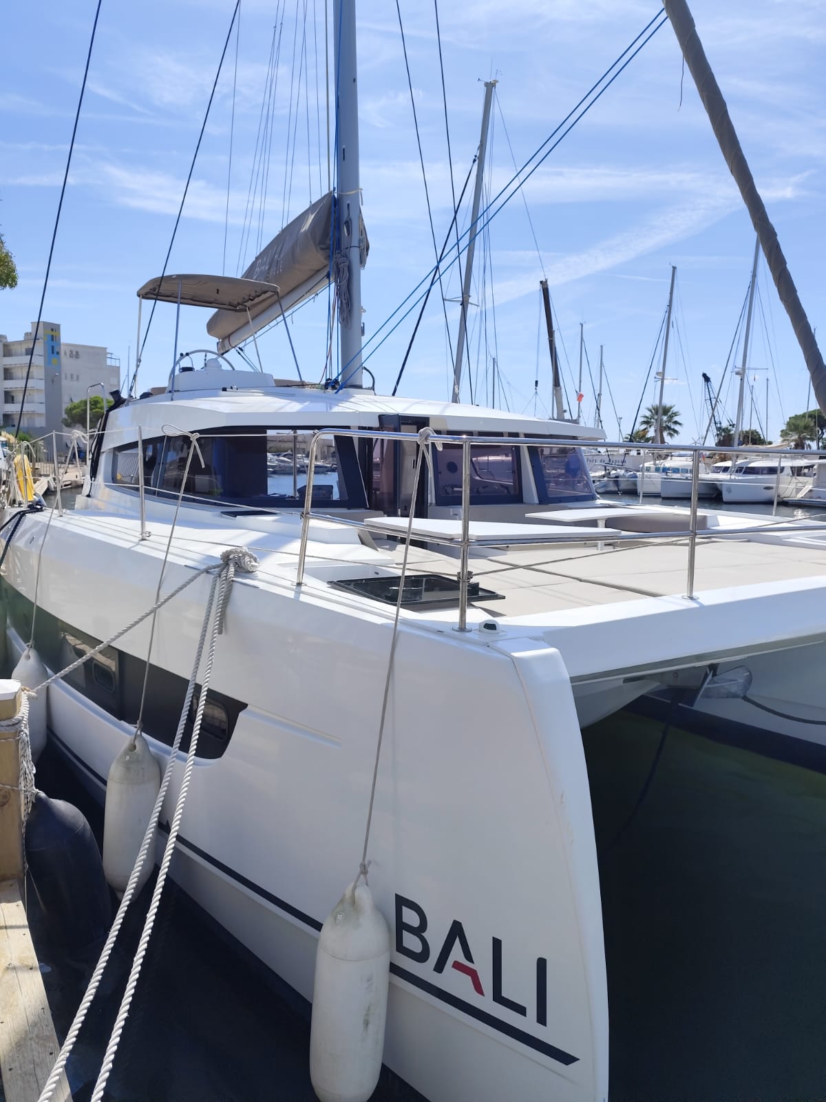 Photo #13 - Bali 4.2 (FIMA) in Hyeres - 25288