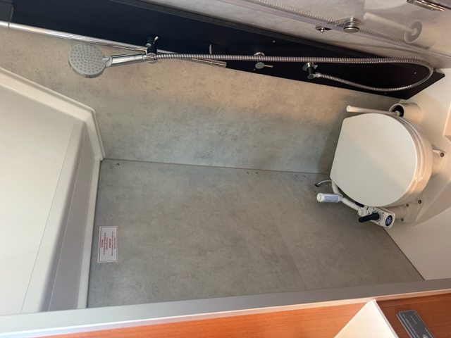 Photo #3 - Bavaria C42 (MOANA) en Primosten - 21269