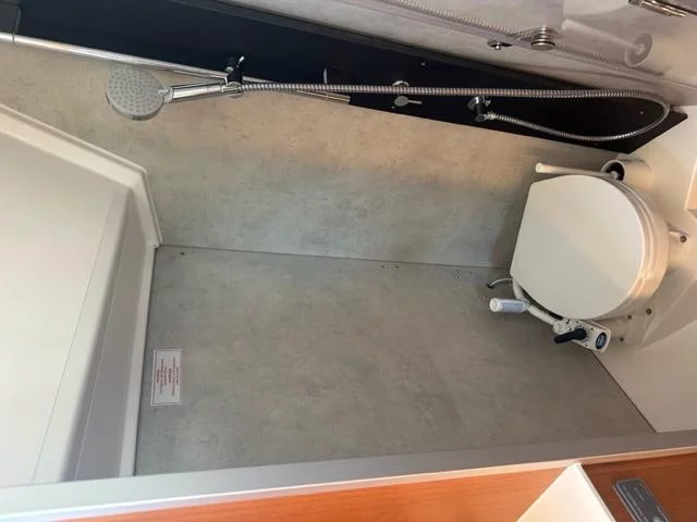 Bavaria C42 (MOANA) Interior image - 2