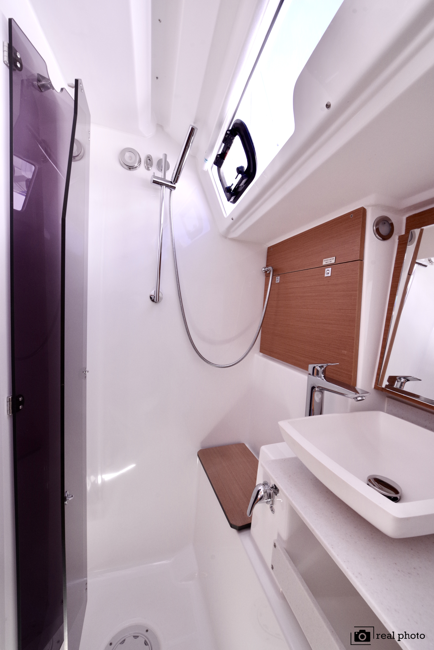 Photo #8 - Dufour 430 (Noah-, Solar Panel) en Cannigione - 21755