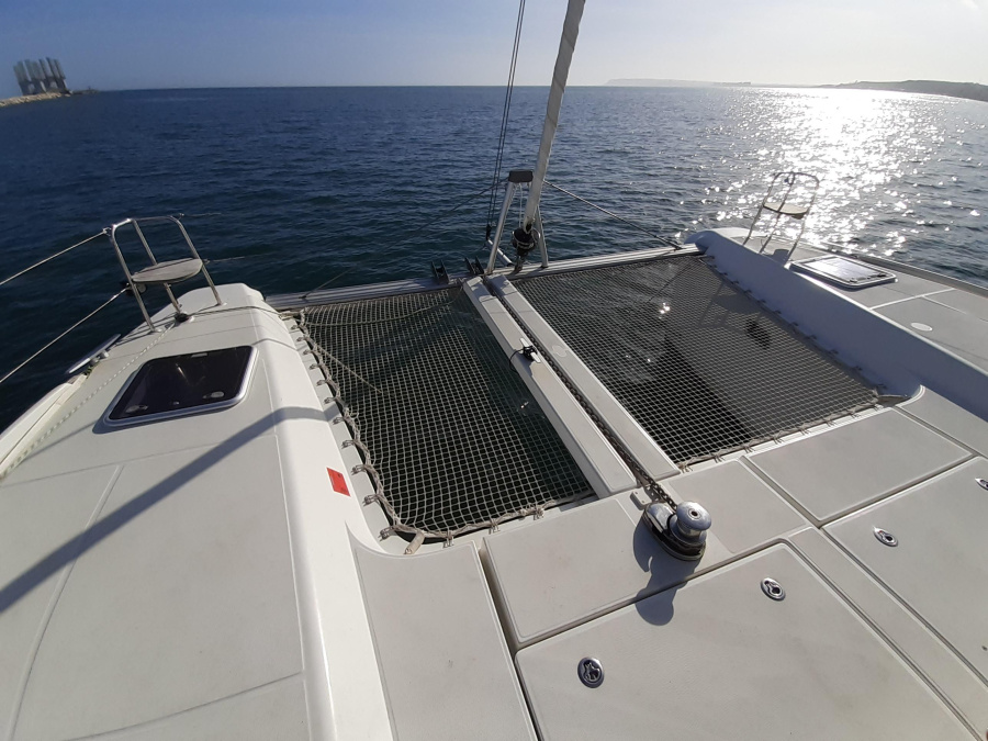 Photo #14 - Lagoon 42 (Cross The Breeze) in Hyeres - 24566