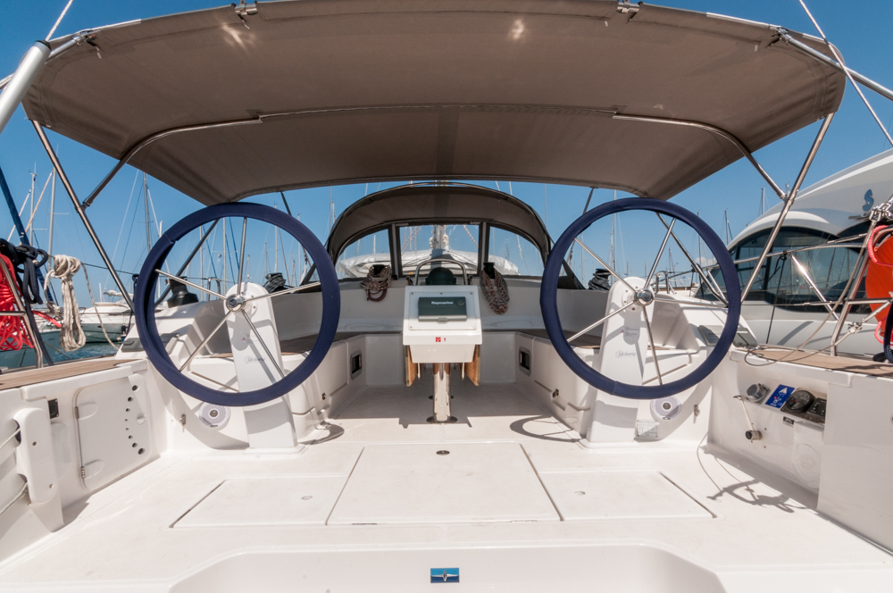 Photo #4 - Bavaria 46 Cruiser (Ioli) in Athen - 61654