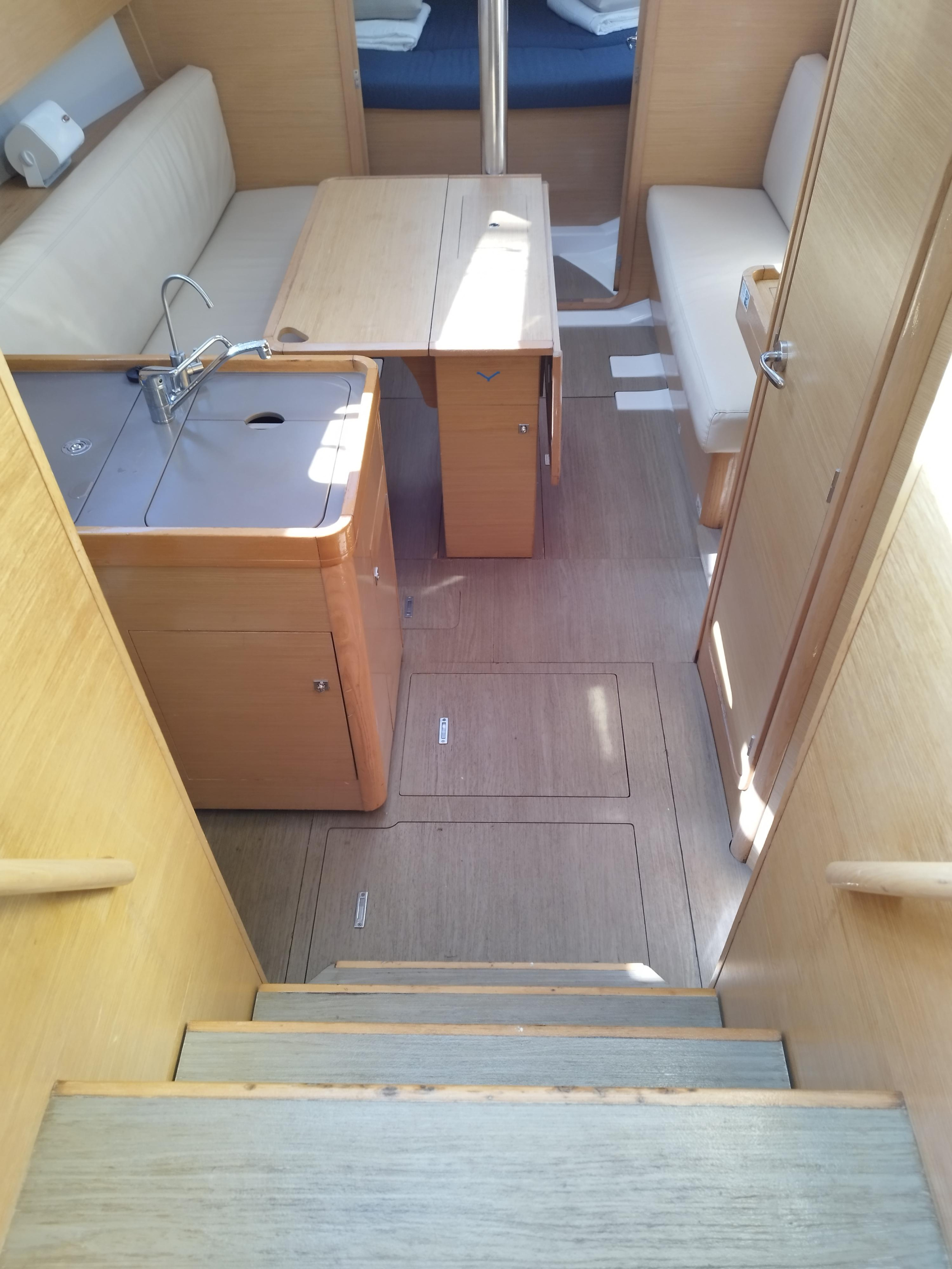 Photo #6 - Dufour 360 GL (Karibu) en Portisco - 6143