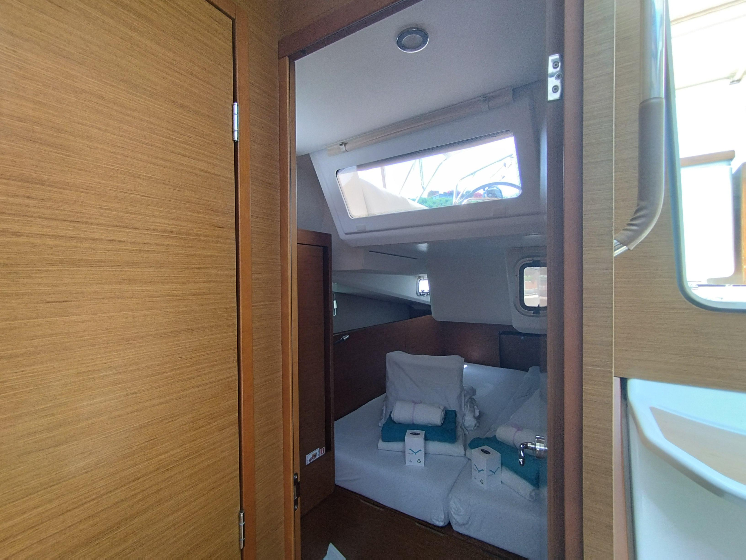 Photo #23 - Dufour 390 Grand Large (Pixie) in Portisco - 8069