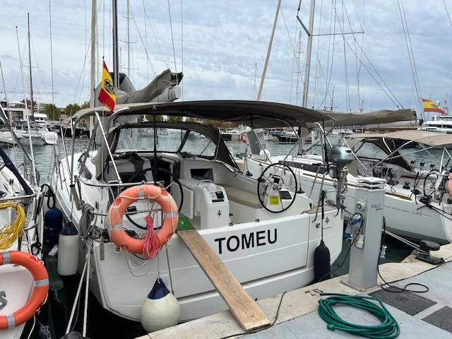Sun Odyssey 410 (Tomeu)  - 2