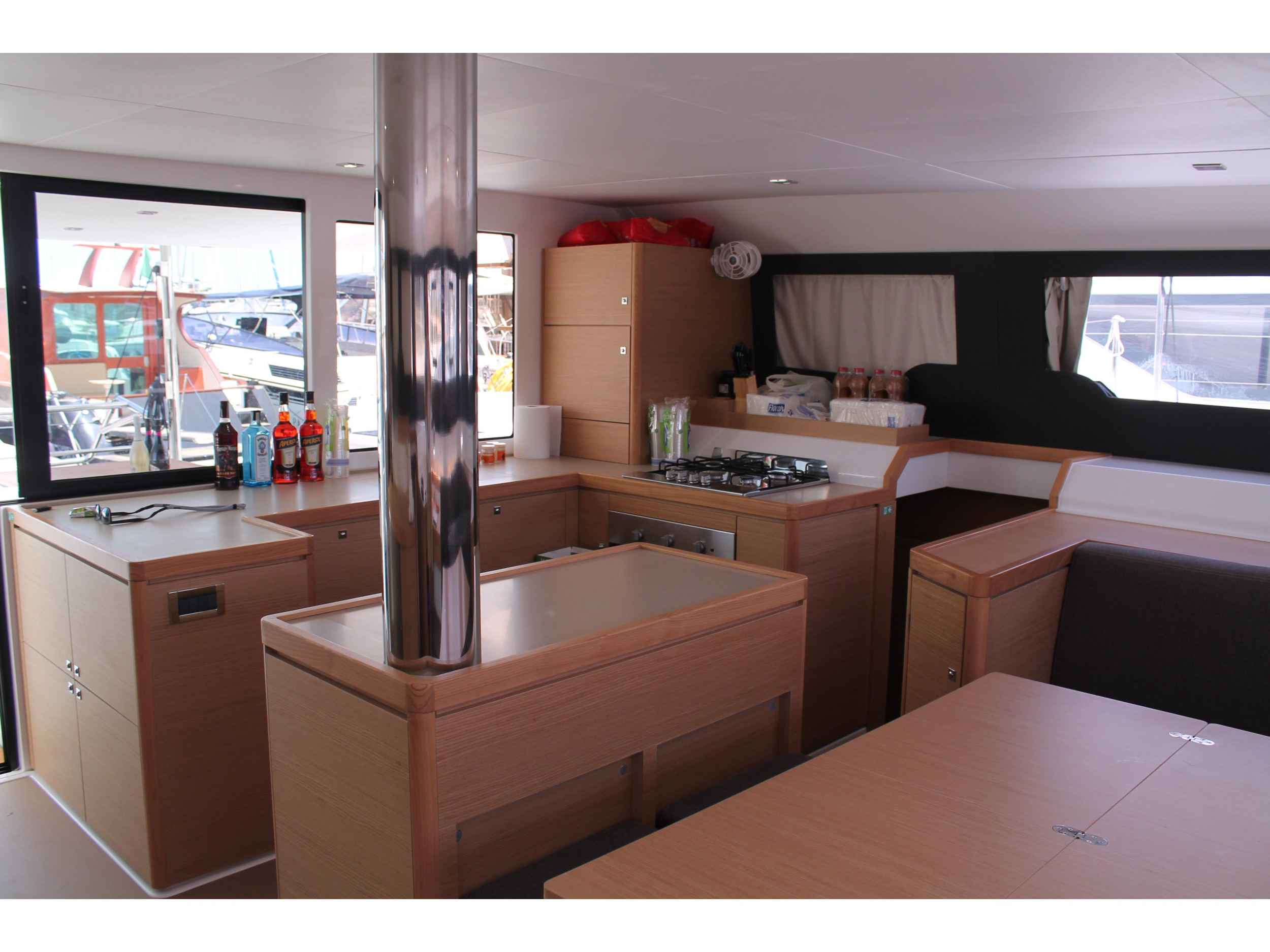Photo #3 - Dufour Catamaran 48 (Paradise Planet) en Marsala - 12231