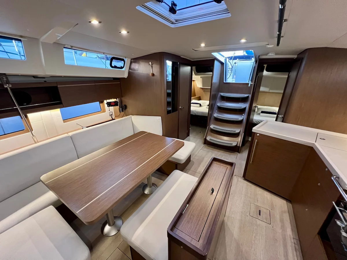 Oceanis 46.1 (Dream Team)  - 4