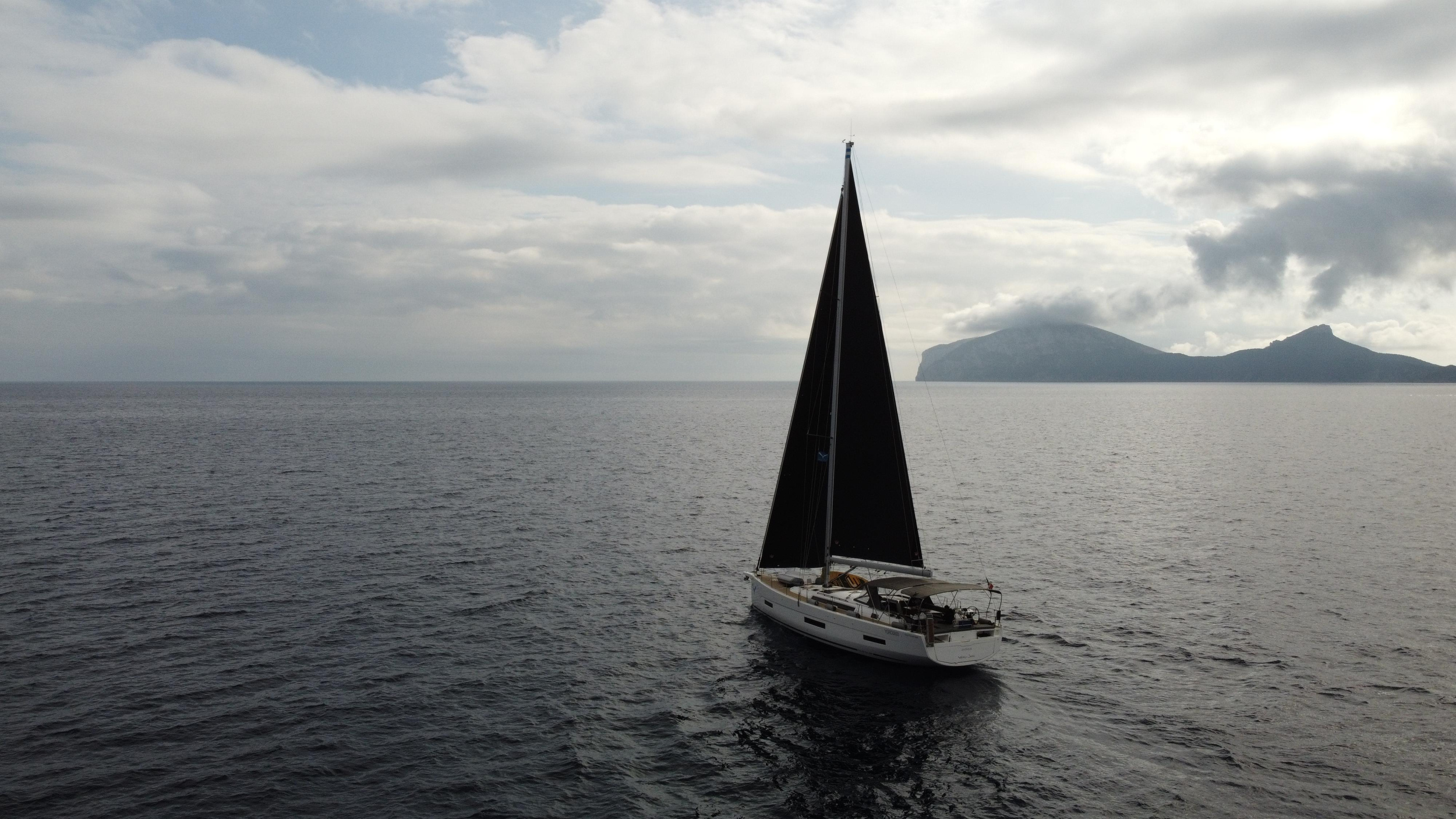 Photo #17 - Dufour 530 Exclusive 2020 (Gryffindor) in Porto Rotondo - 12541