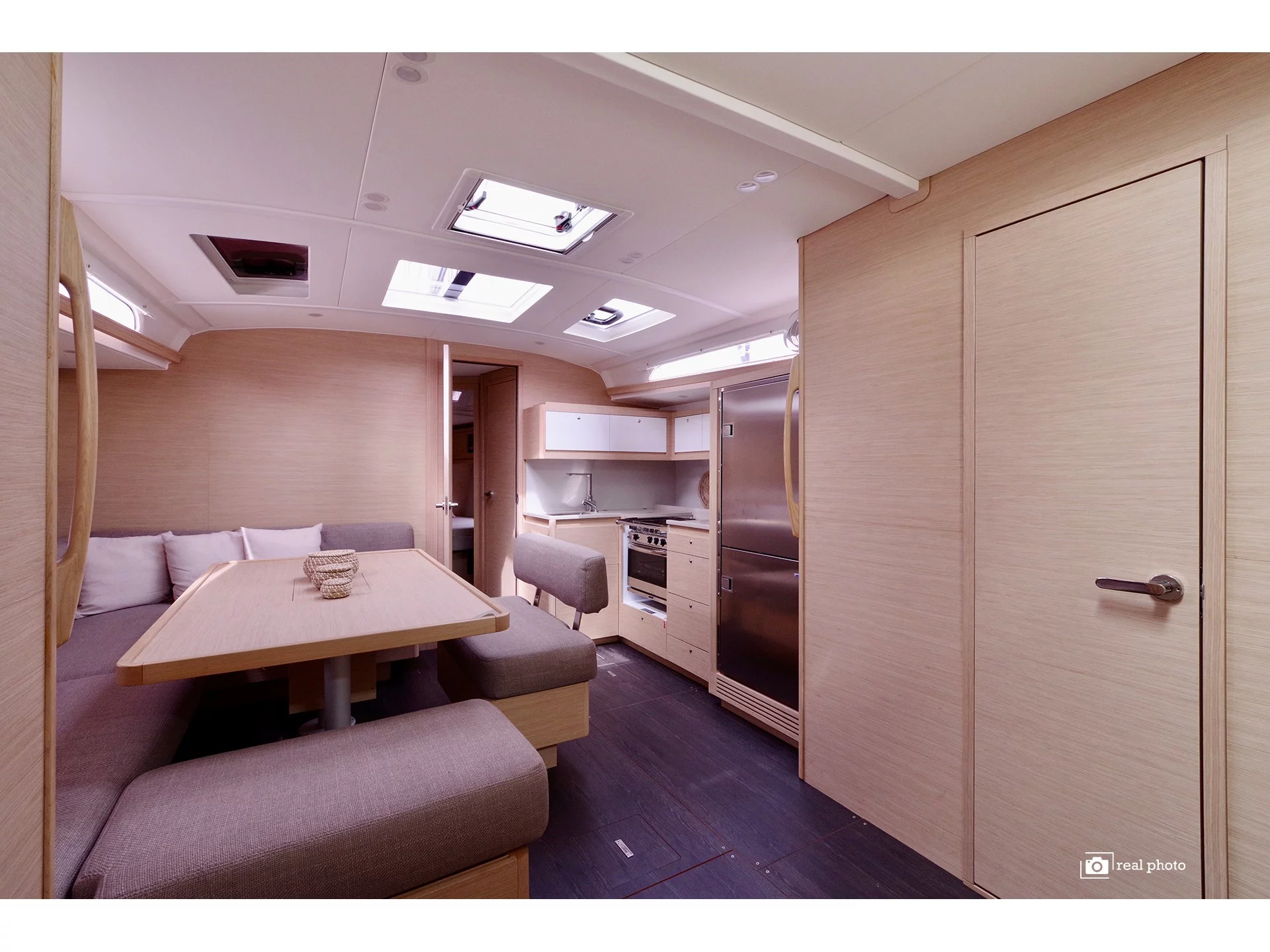 Dufour 470 (Perla -, Solar Panel) Interior image - 6