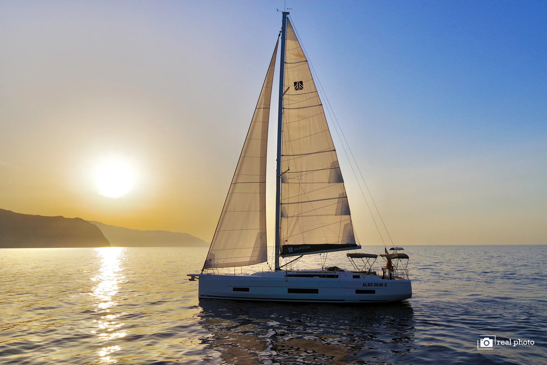 Dufour 470 (Perla -, Solar Panel)  - 1