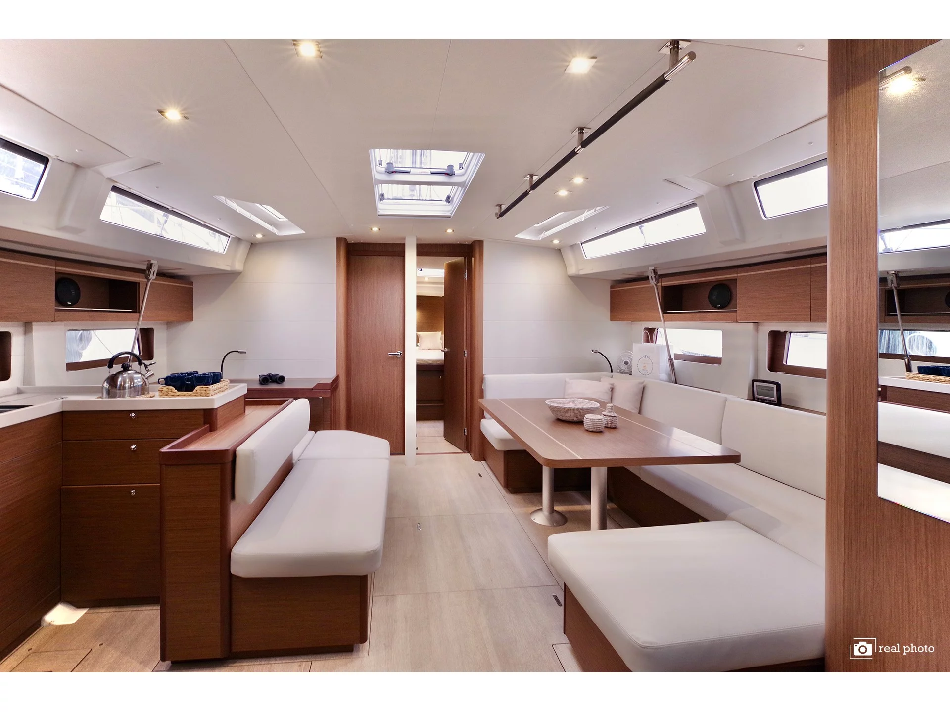 Oceanis 51.1 (Selinde -, Solar Panel) Interior image - 6