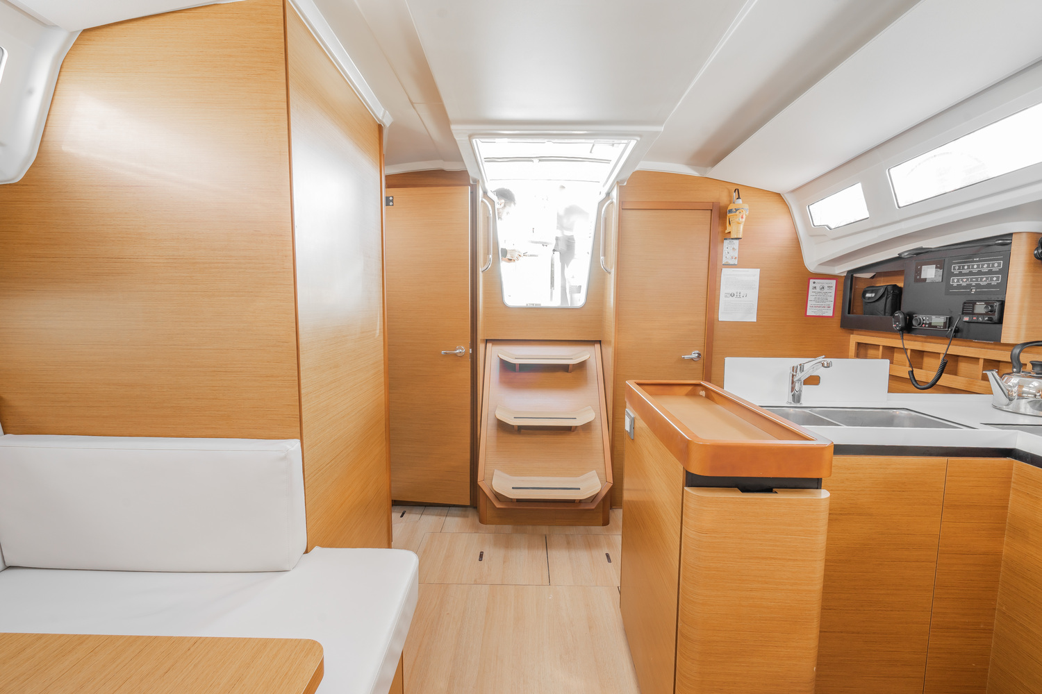Photo #14 - Sun Odyssey 410 (HIGH TIME) in Lavrion - 24292