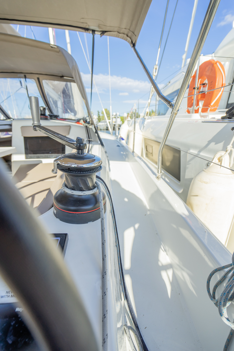 Photo #11 - Sun Odyssey 410 (HIGH TIME) in Lavrion - 24292