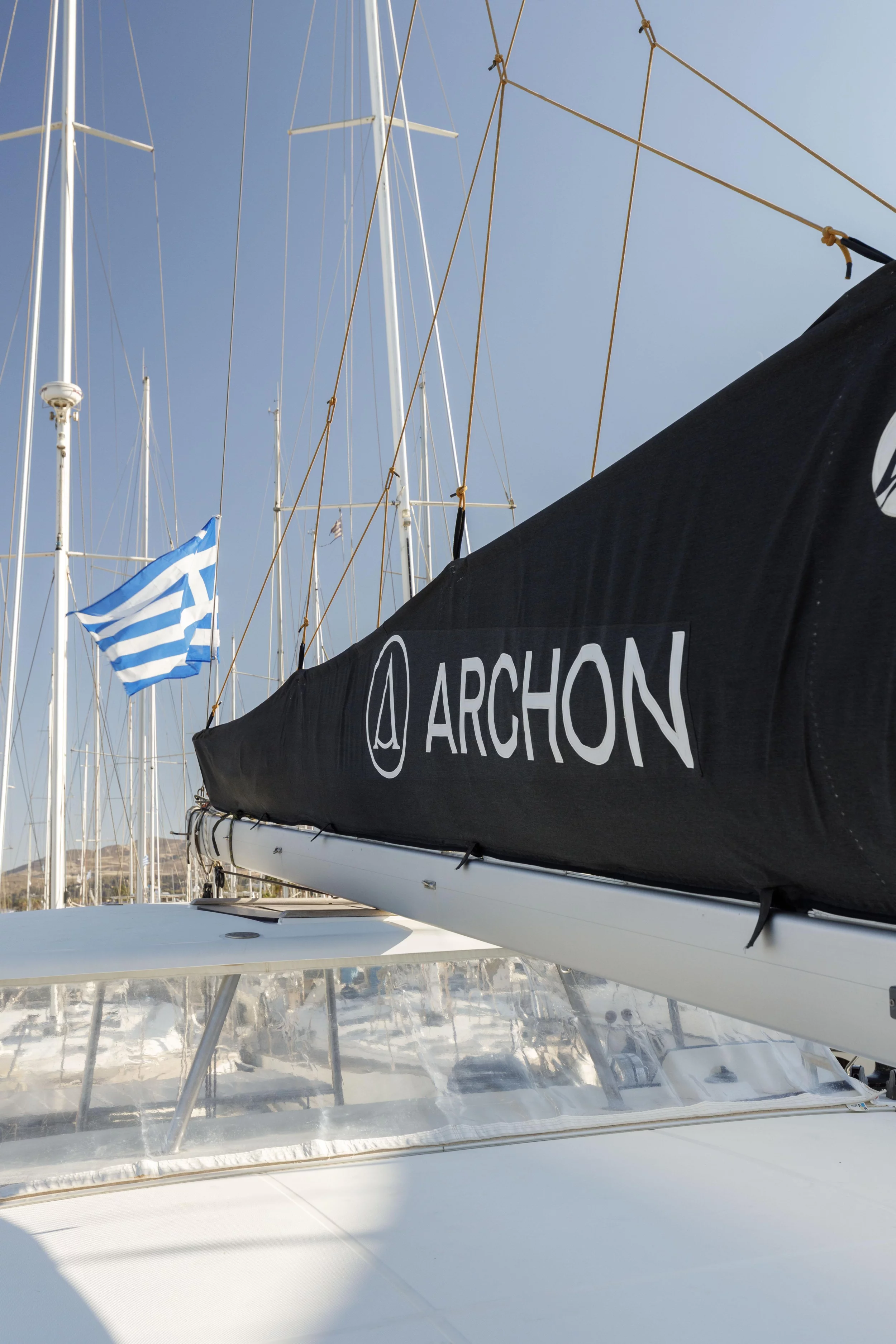 Lagoon 380 S2 (Astra)  - 16