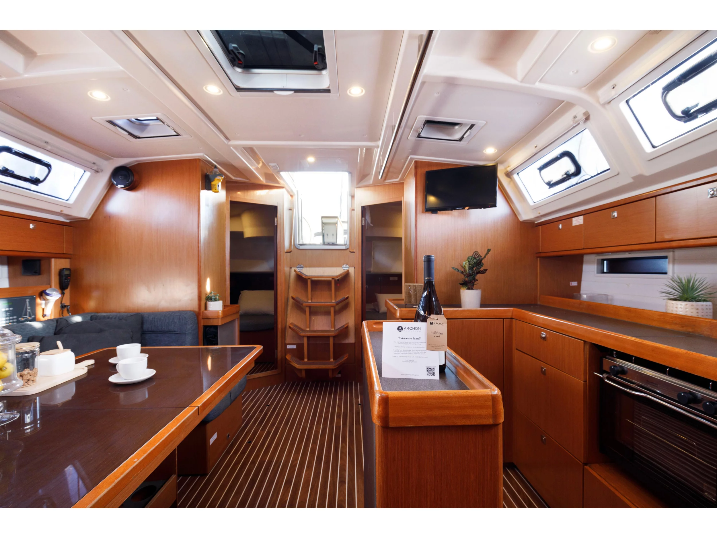Bavaria Cruiser 46 (Astro) Interior image - 10
