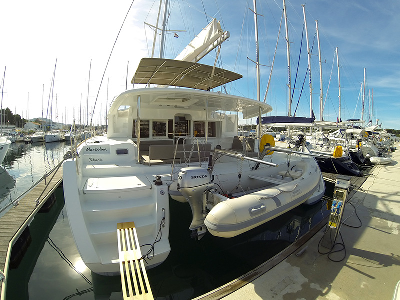 Photo #7 - Lagoon 450 (Marčelina) en Sibenik - 25111