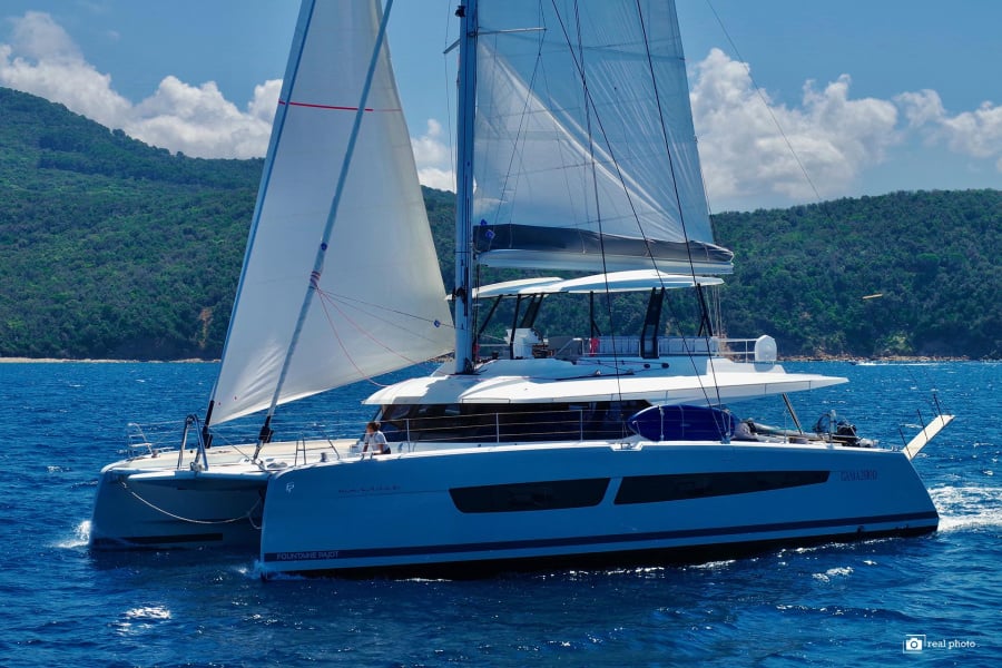 Maurice - Luxury Catamaran, A/C, Generator, Water maker - 2