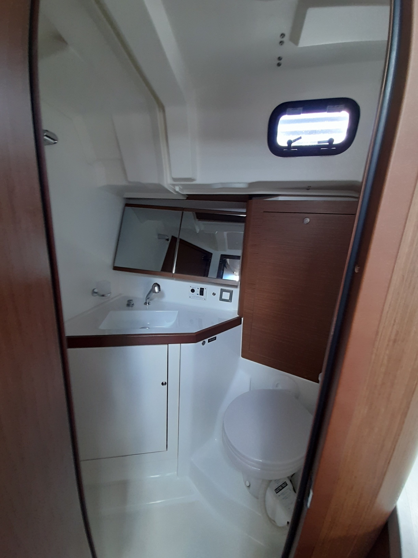 Photo #23 - Oceanis 46.1 (OKIROI) en Athènes - 25634