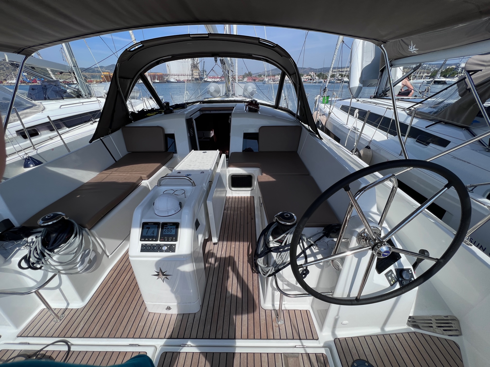 Photo #7 - Sun Odyssey 440 (Elisabeth II) en Volos - 25157